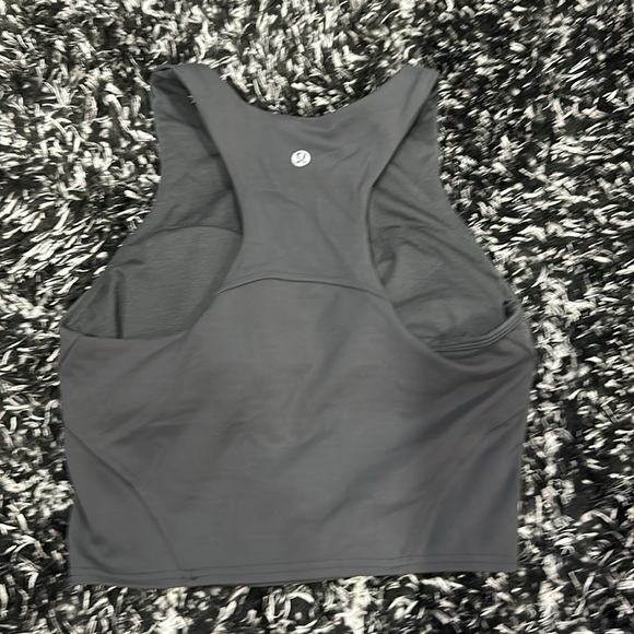 Wunder Train Cropped Tank - Picture 2 of 3